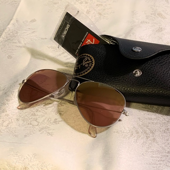 Ray ban aviator sunglasses